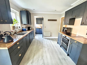 Photo 14- click for photo gallery